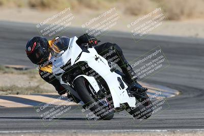 media/Nov-16-2025-Race Pace (Sun) [[8c5fa54630]]/Non Verified Riders (1st 20 Minutes)/2-Turn 10 (1010am)/